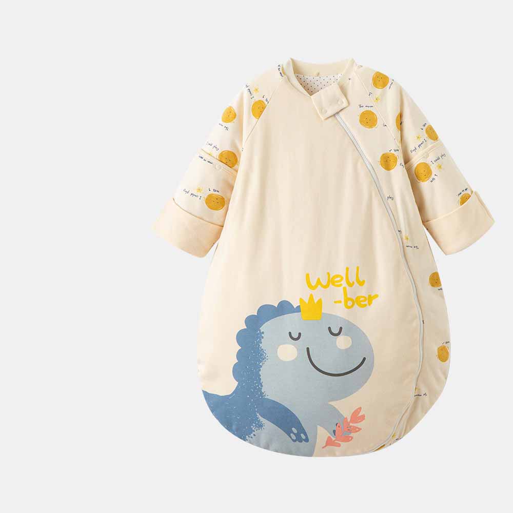A newborn anti-kick cotton sleep bag designed for comfortable sleep, featuring little dinosaur pattern. 220g thick cotton for 0-10℃ and 160g thick cotton for 10-15℃ available in Gourbear brand